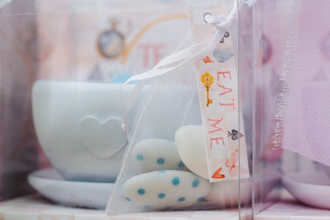 Candela "Tea Time" - Alice nel Paese delle Meraviglie