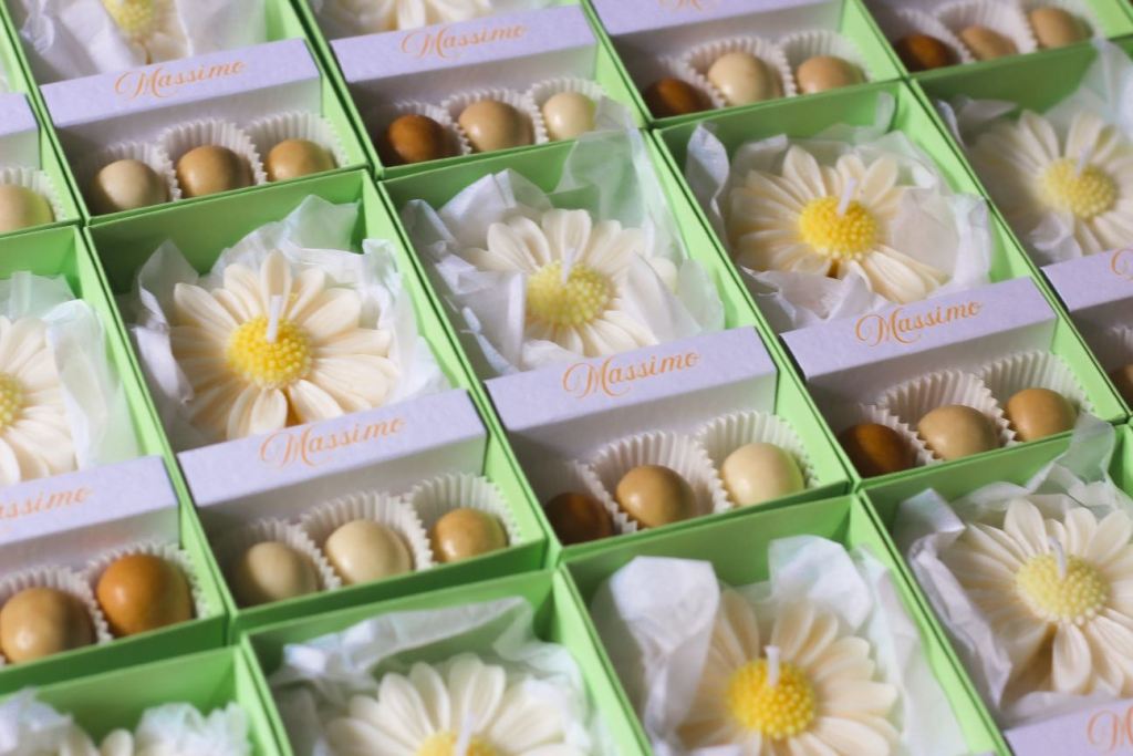 Bomboniera candela a fiore a tema winnie the pooh